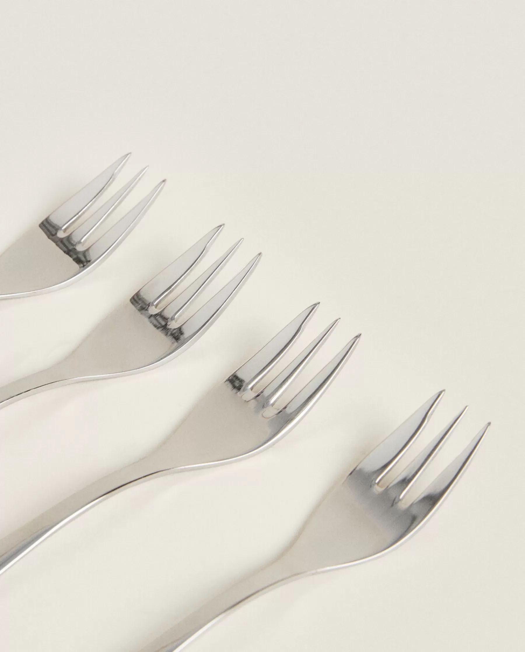 ZARA Home 4-Piece Brunch Fork Box | Cutlery