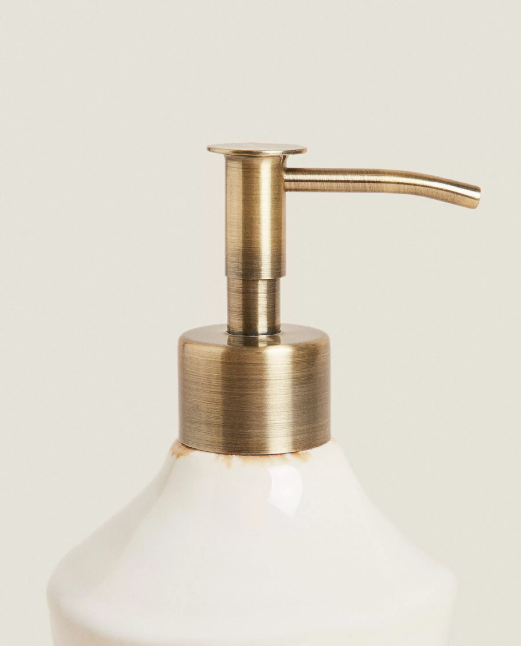 ZARA Home Antique Finish Ceramic Dispenser | Dispensers