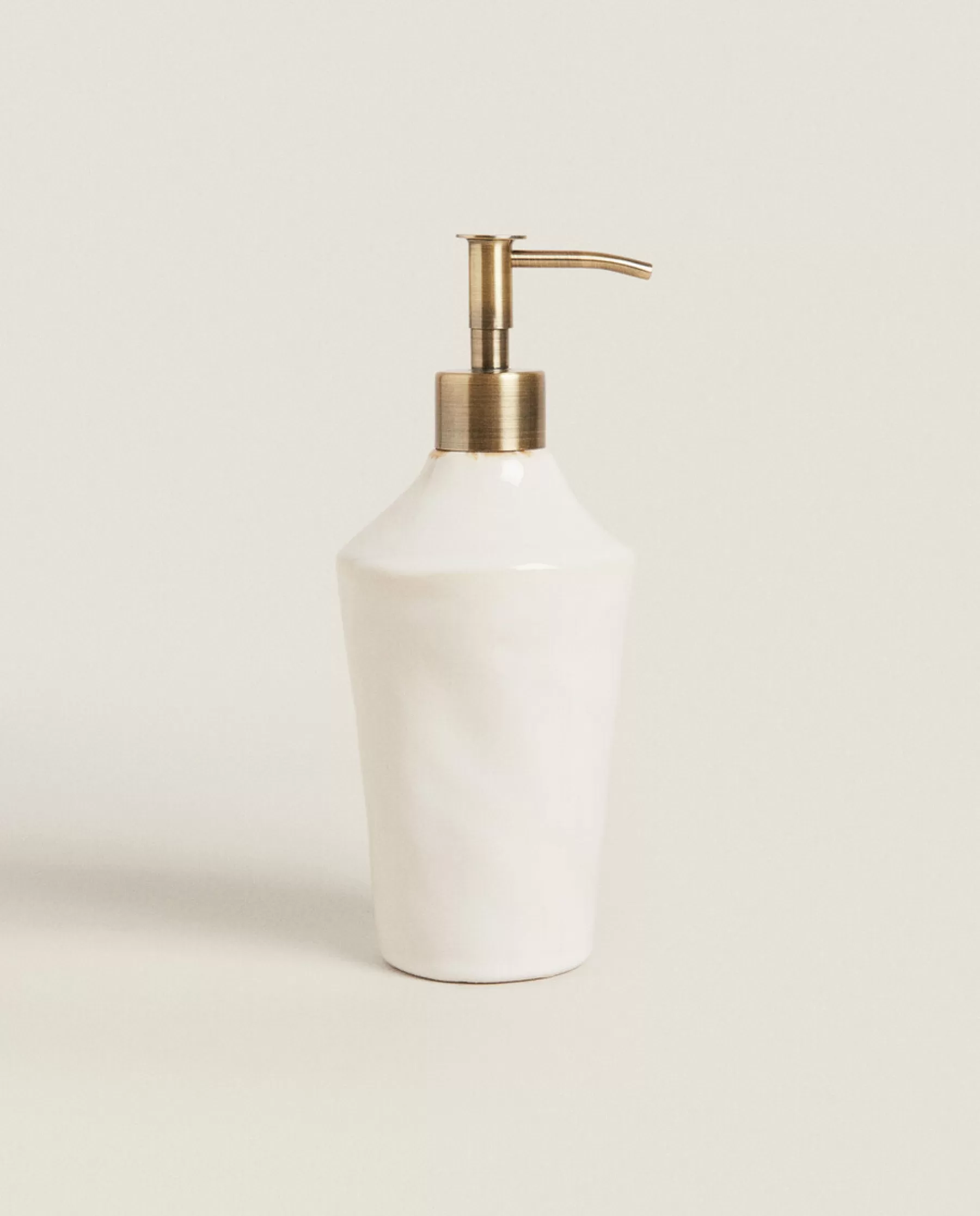 ZARA Home Antique Finish Ceramic Dispenser | Dispensers