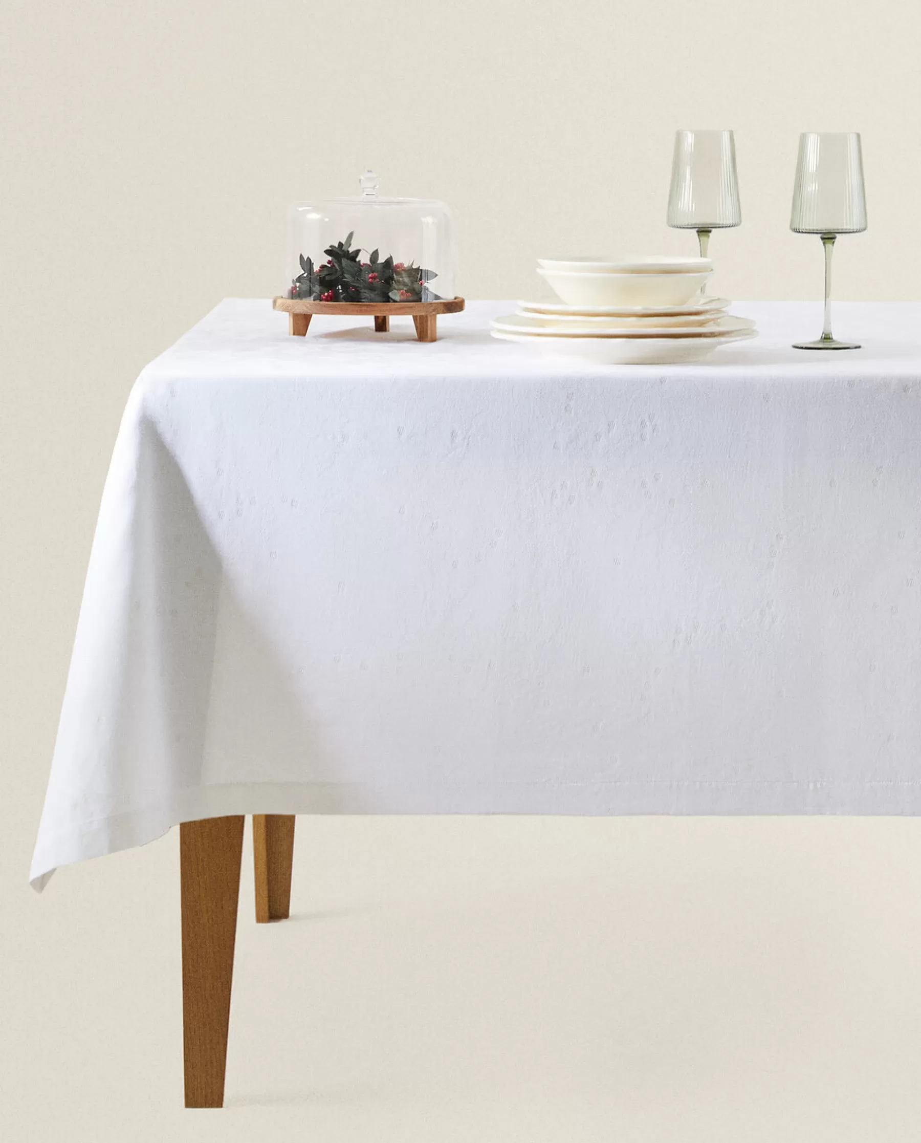 ZARA Home Christmas Glittery Floral Jacquard Tablecloth | Dining