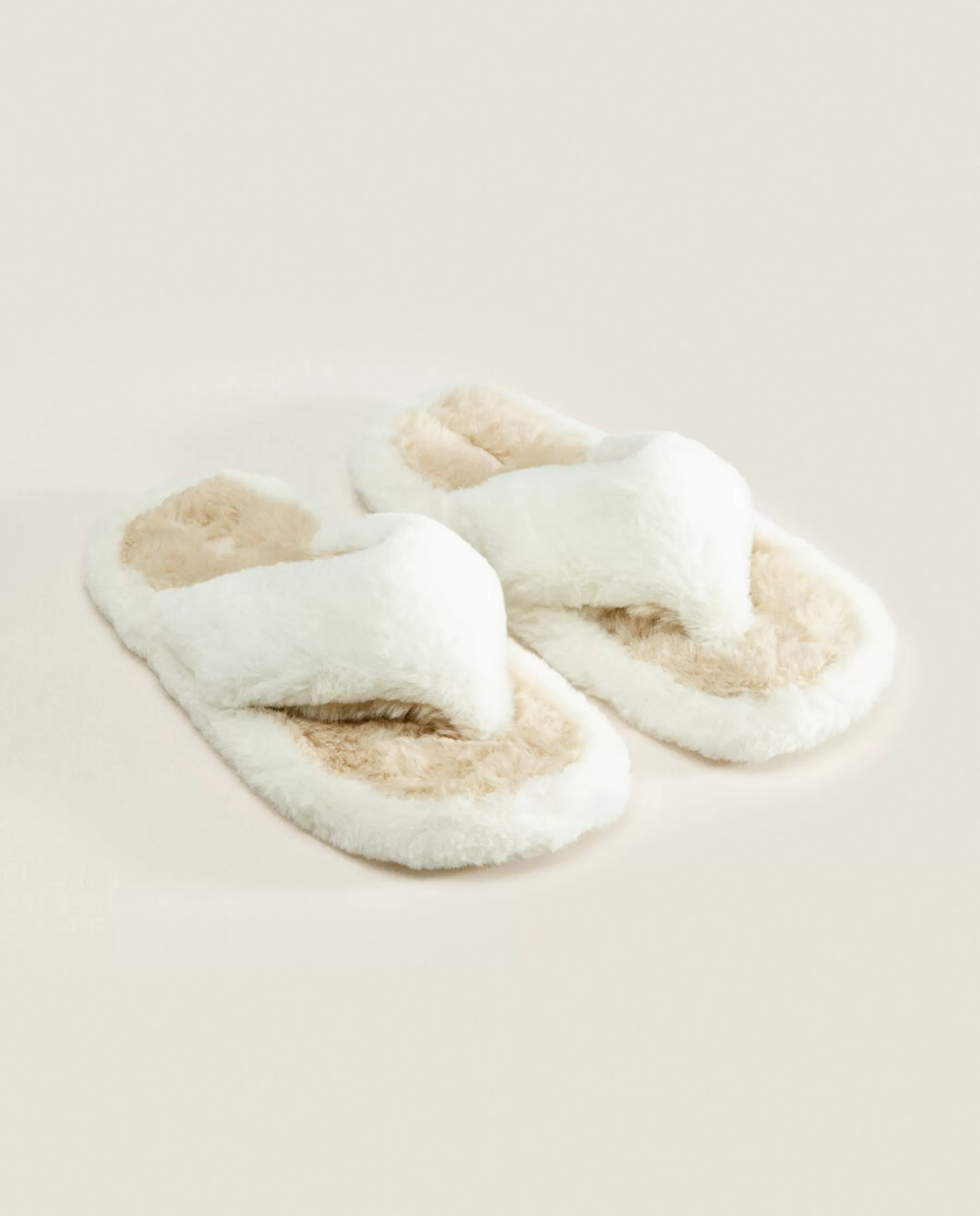 ZARA Home Contrast Faux Fur Open Slippers | Woman