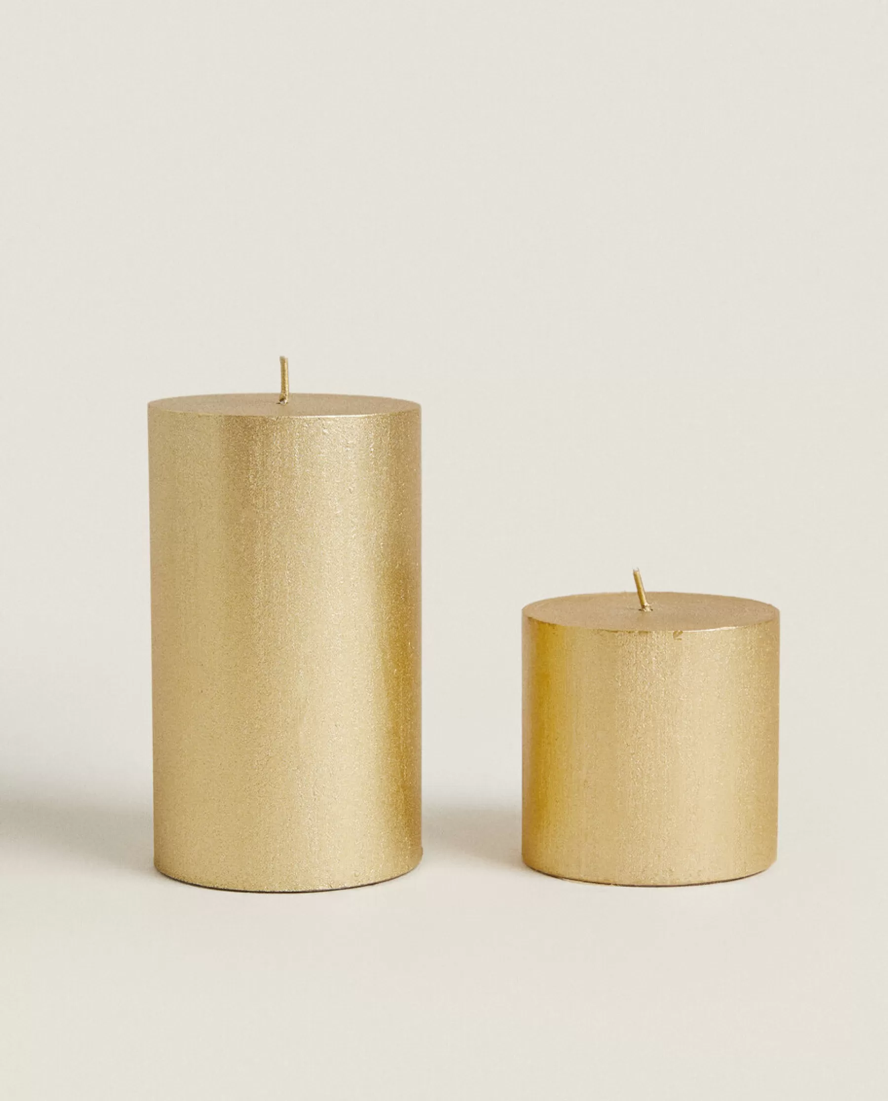 ZARA Home Cylindrical Christmas Candle | Decoration