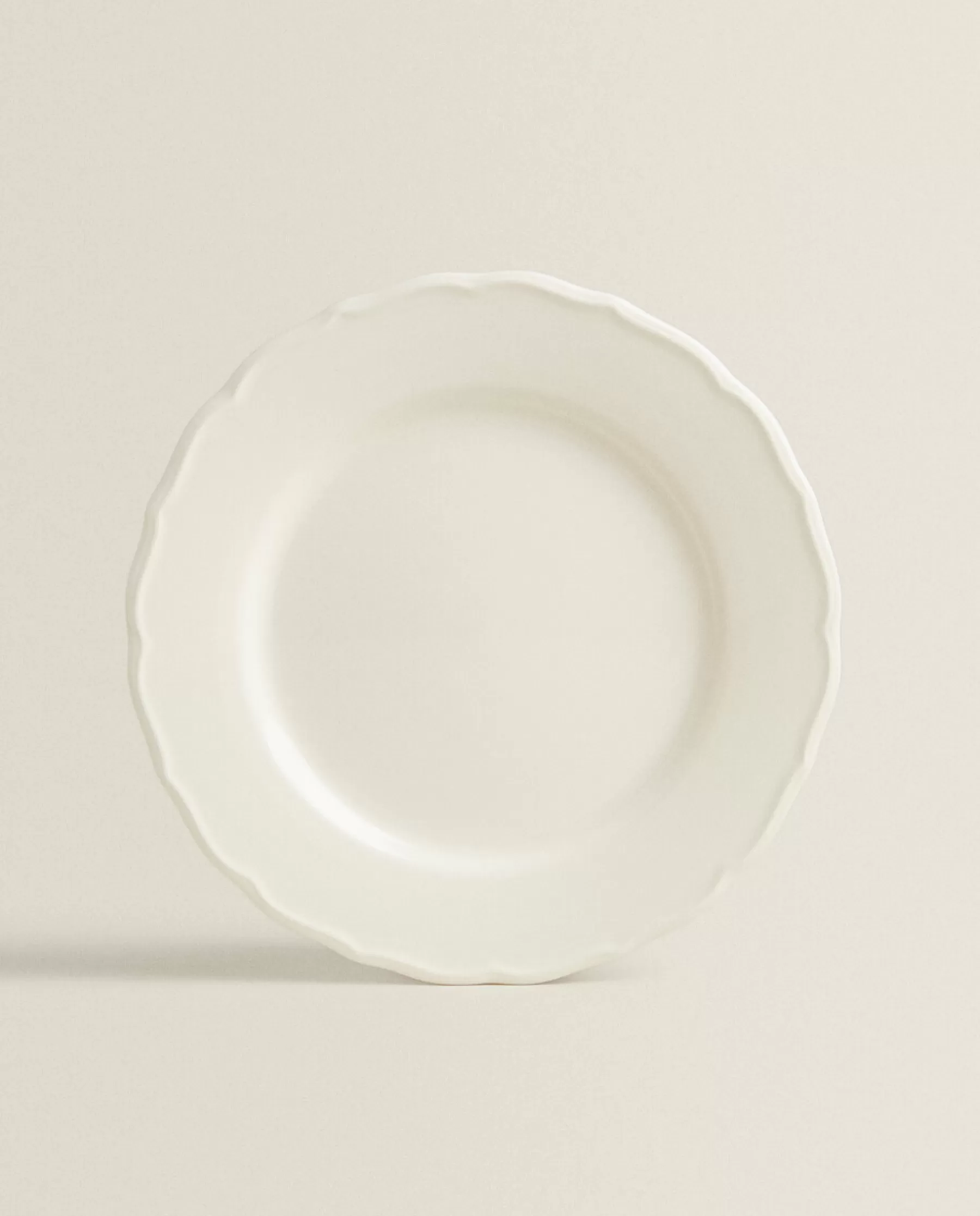 ZARA Home Earthenware Dinner Dish With Raised-Design Edge | Dinner Plates