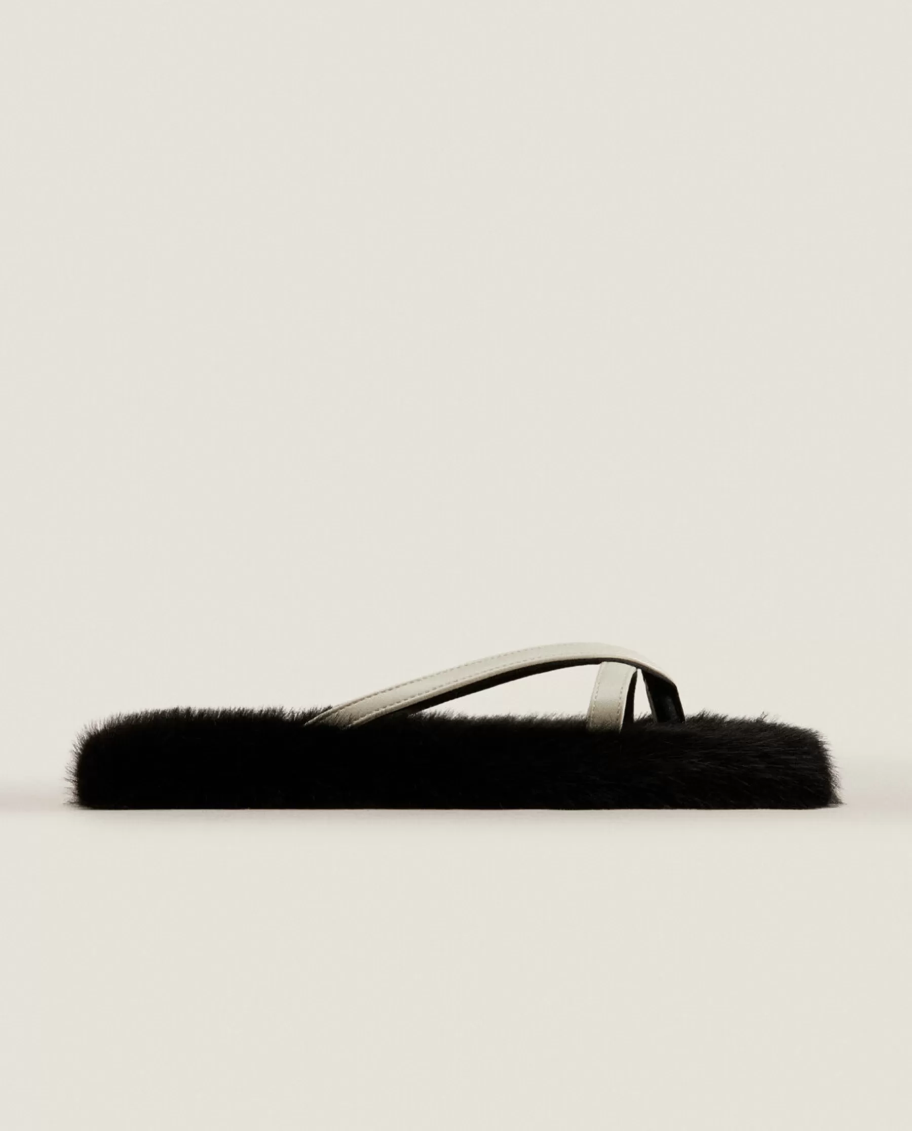 ZARA Home Faux Fur Slippers With Contrast Straps | Woman