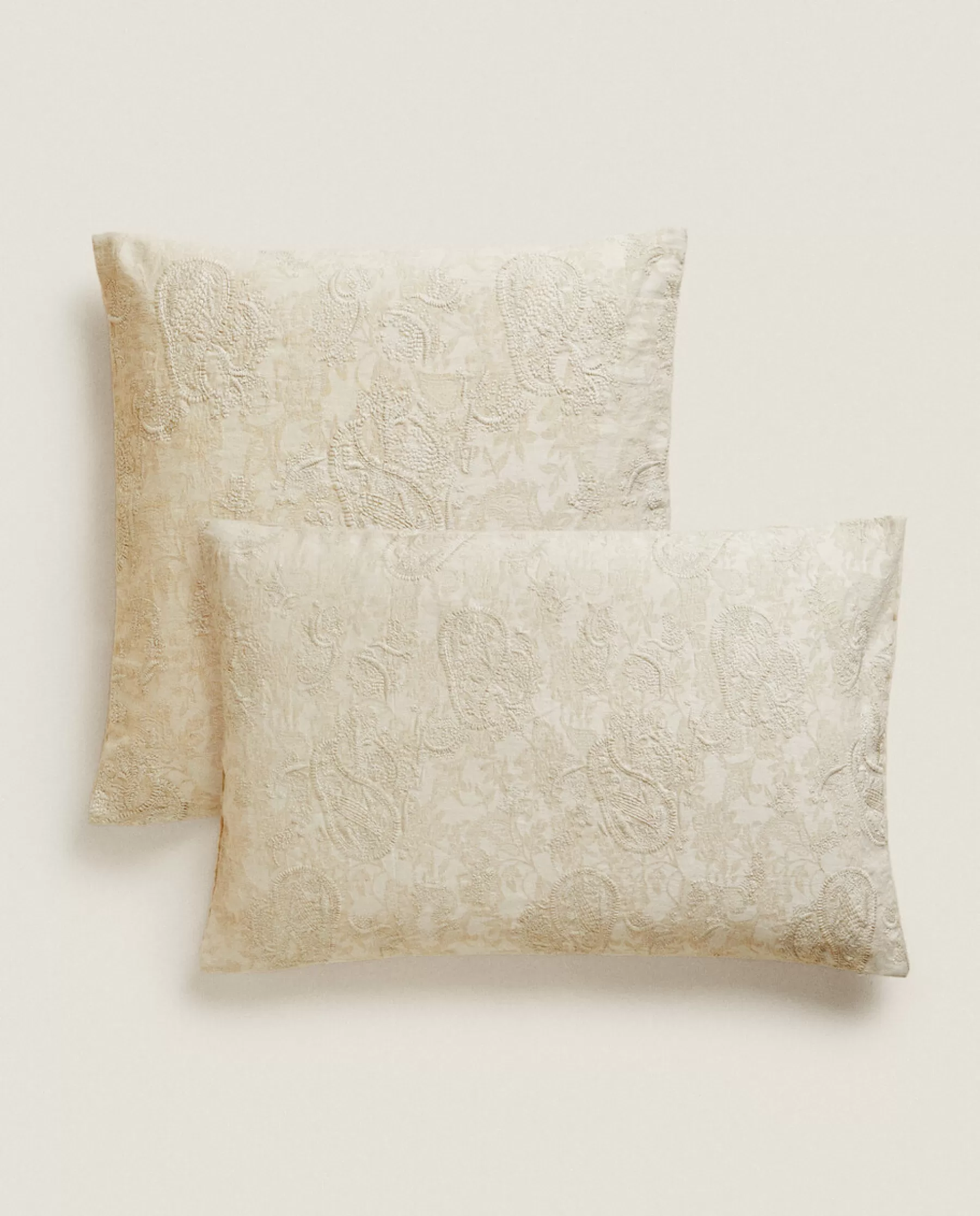 ZARA Home Jacquard Throw Pillow Cover | Bedspreads