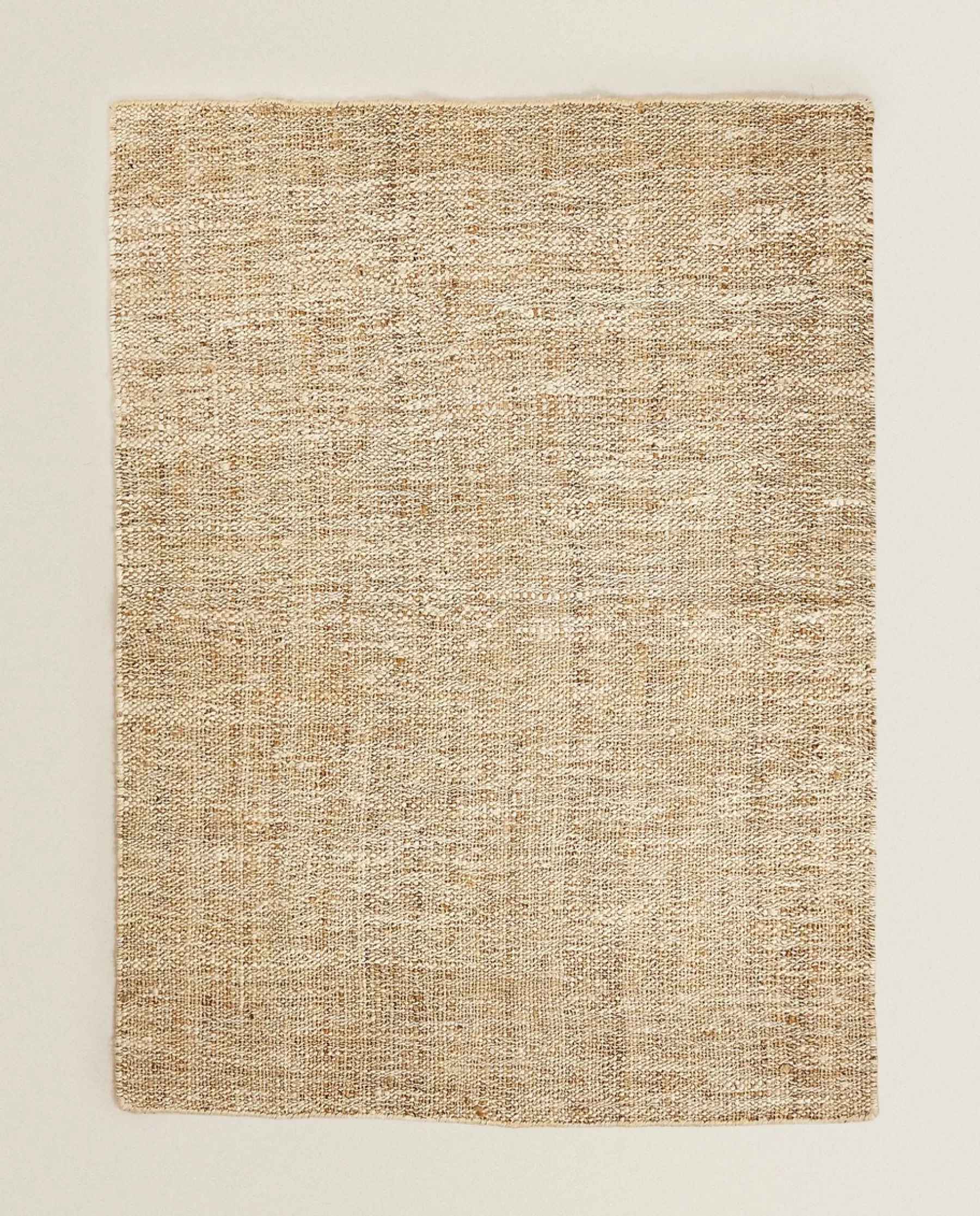 ZARA Home Jute Rug. | Solid