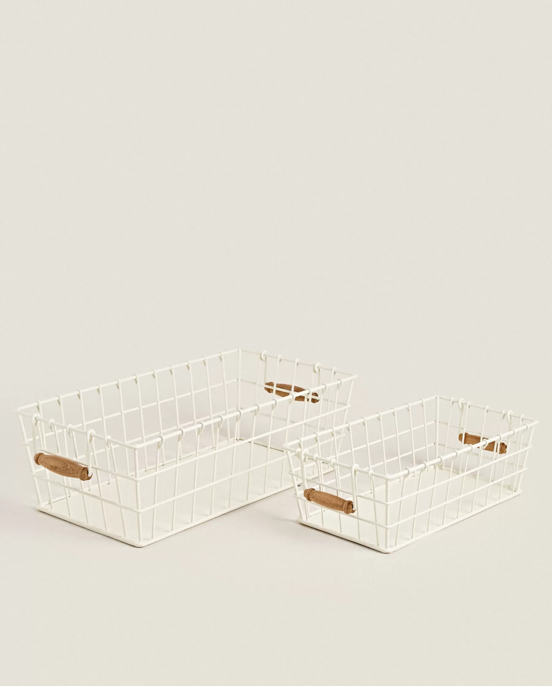 ZARA Home Lacquered Metal Basket | Cleaning