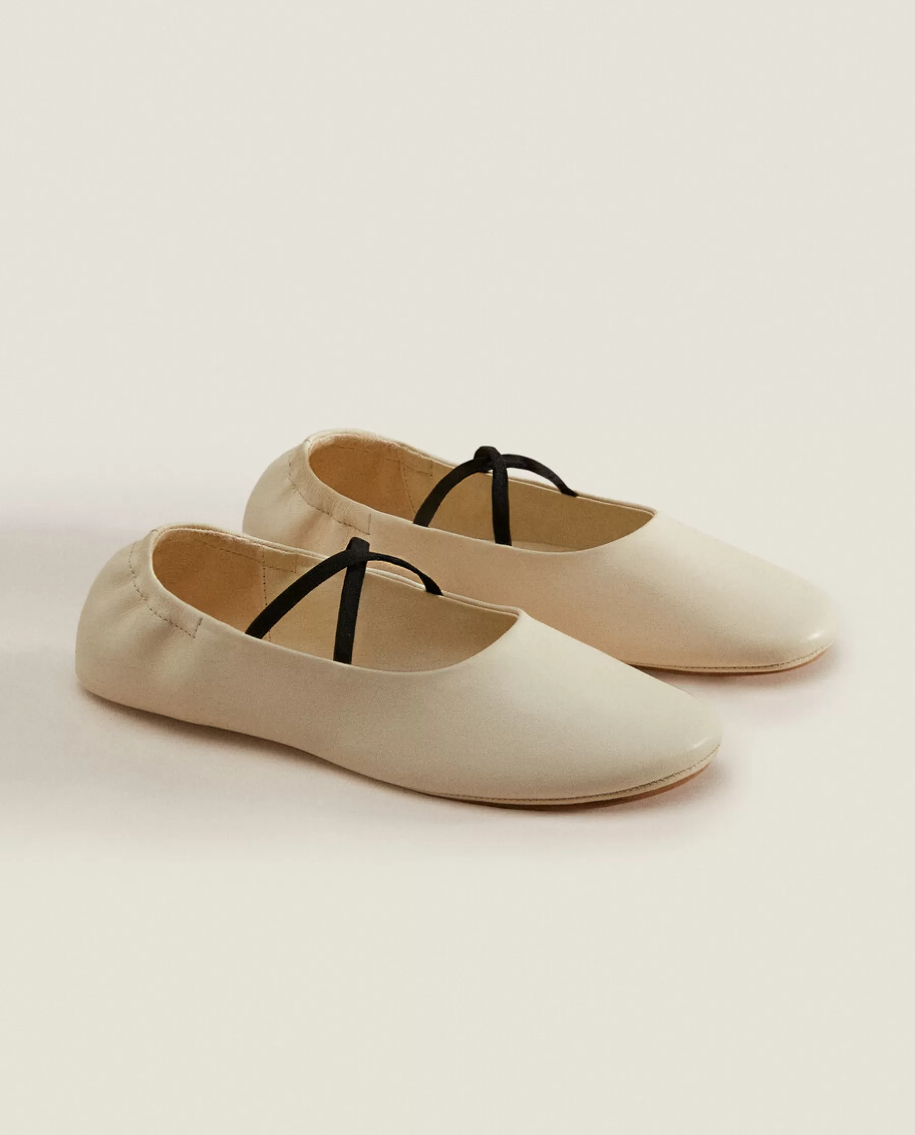 ZARA Home Leather Ballet Flats With A High Vamp | Woman