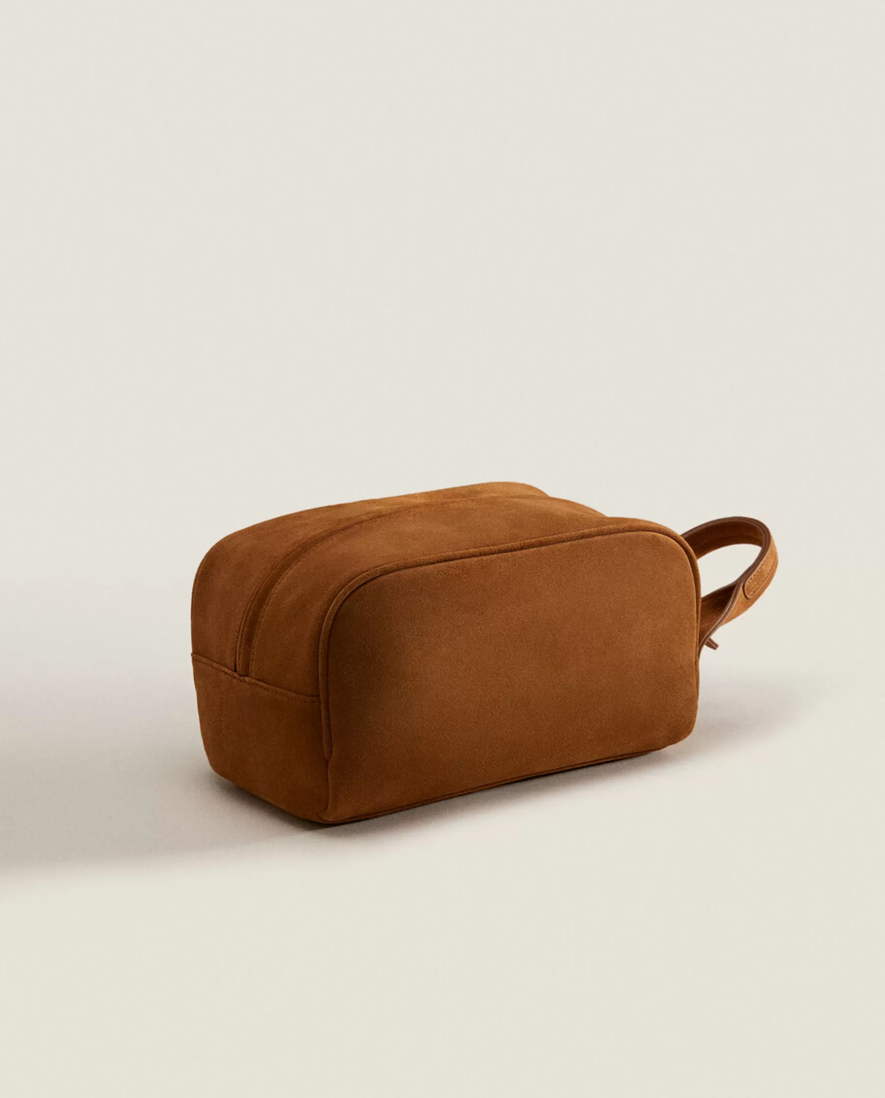 ZARA Home Leather Toiletry Bag | Bags And Toiletry Bags