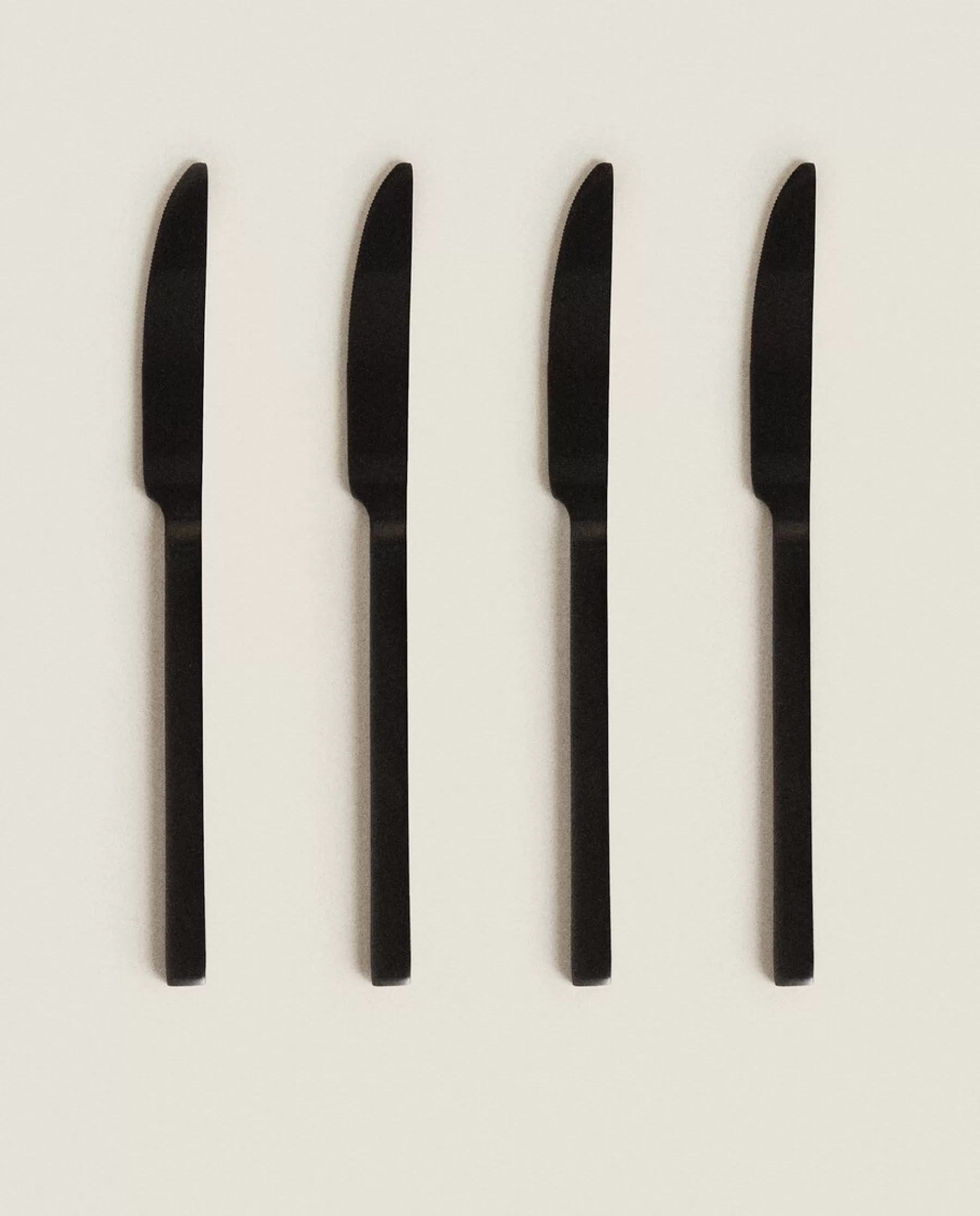 ZARA Home Matte Knives (Pack Of 4) | Cutlery