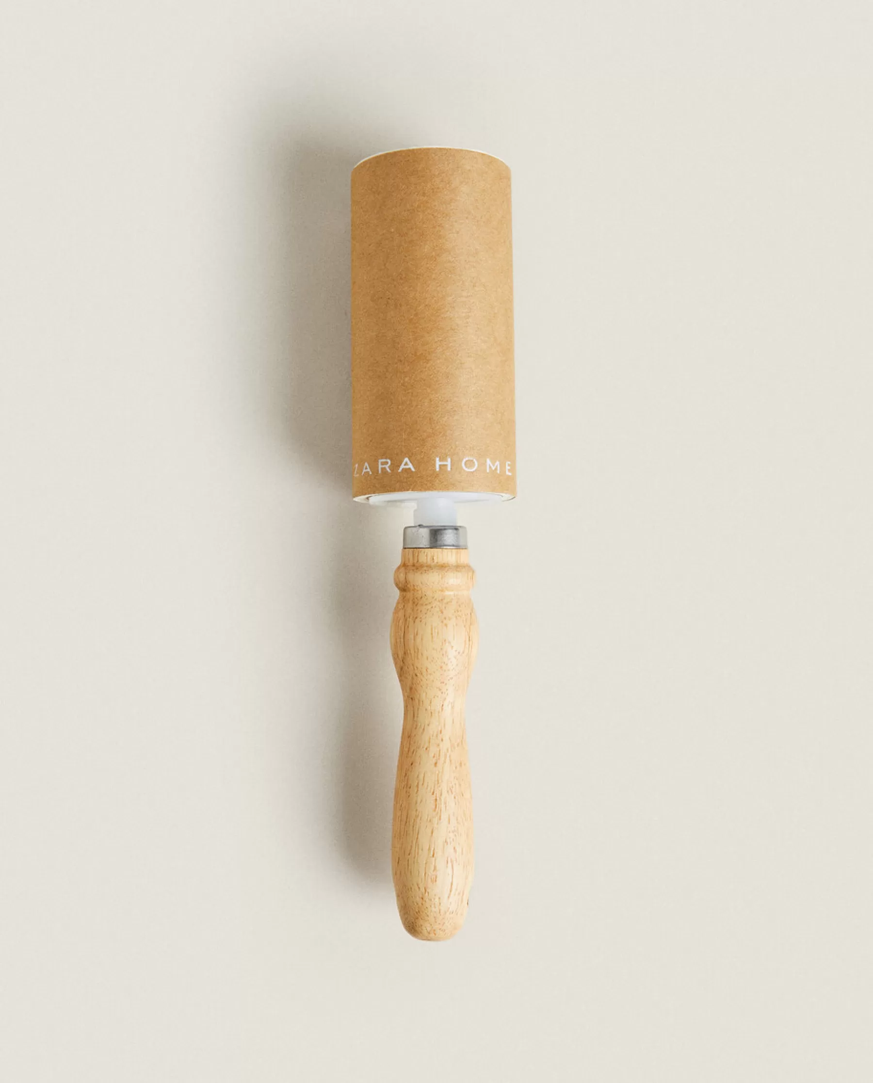 ZARA Home Oak Lint Roller | Laundry Care