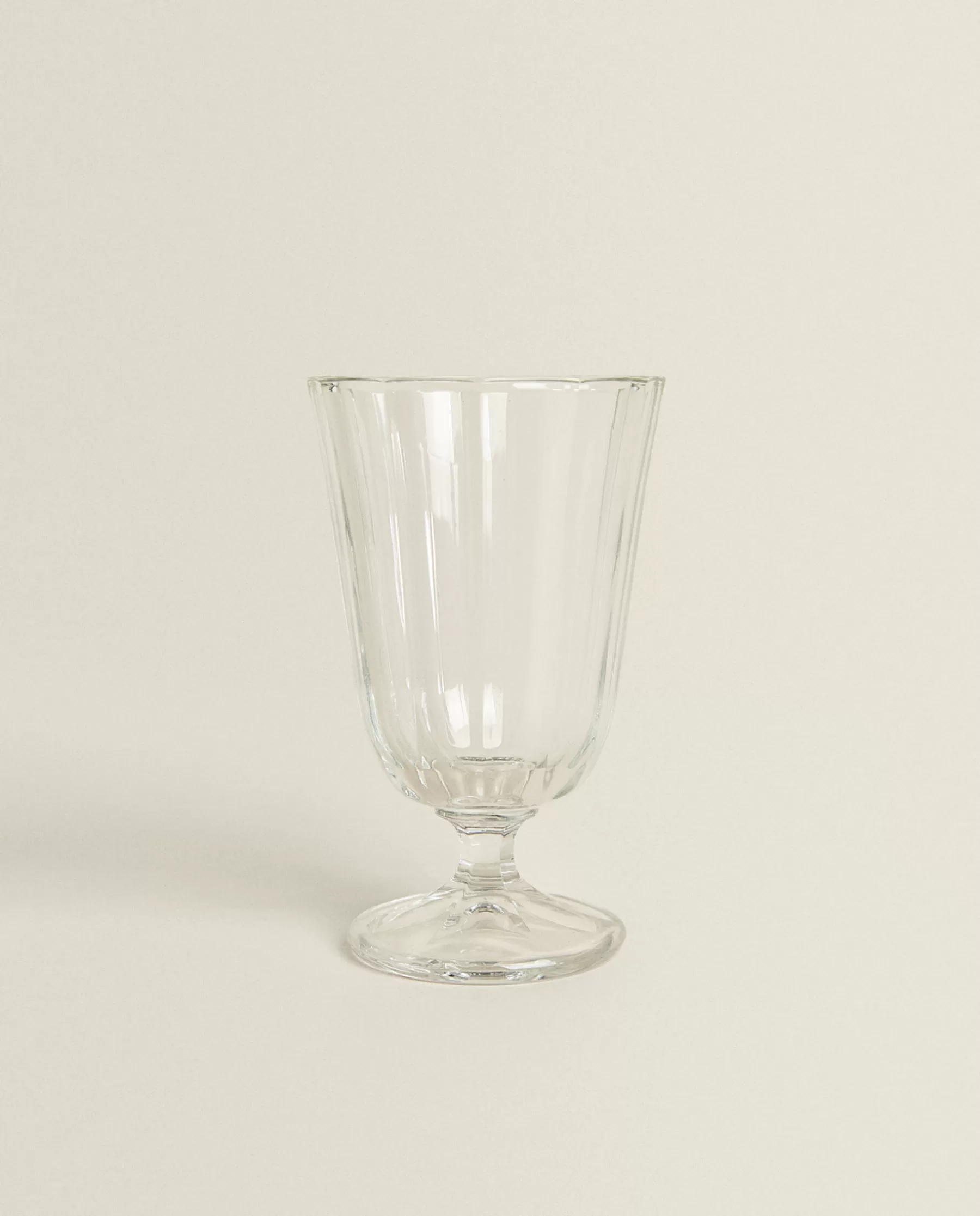 ZARA Home Raised Faceted Wine Glass | Glasses And Flutes