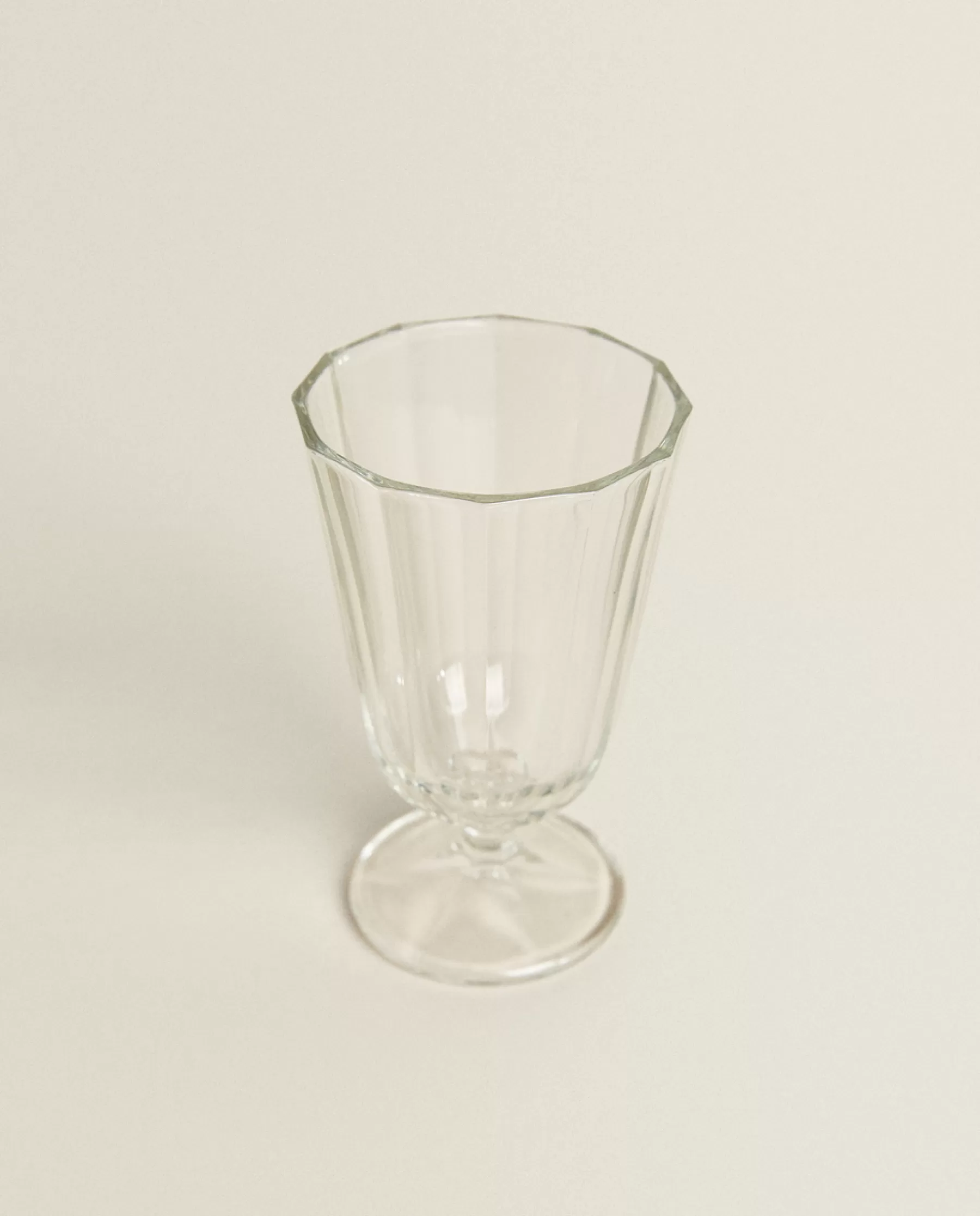 ZARA Home Raised Faceted Wine Glass | Glasses And Flutes