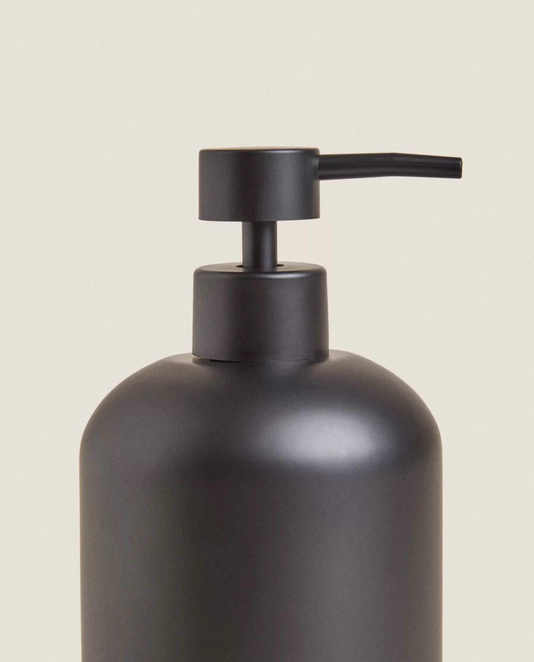 ZARA Home Resin Shower Dispenser | Dispensers