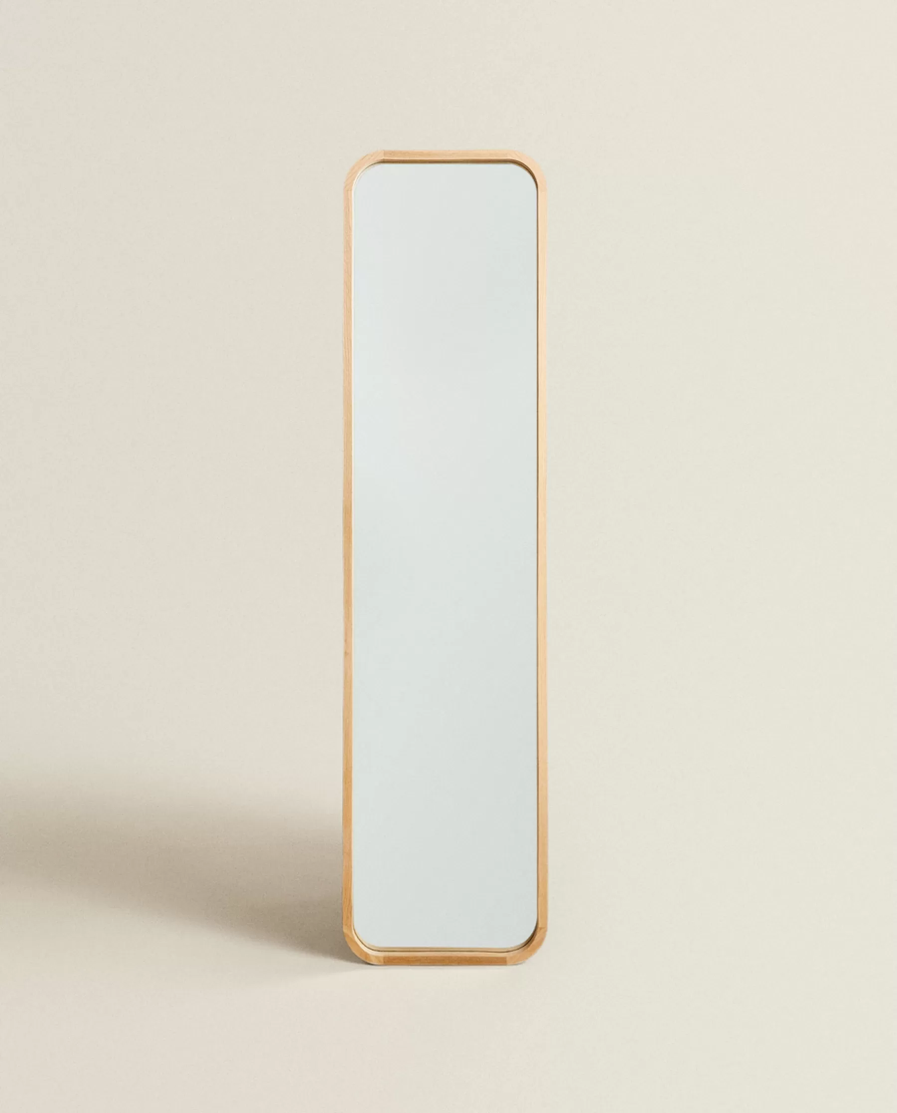 ZARA Home Round Full-Length Mirror With Frame | Mirrors