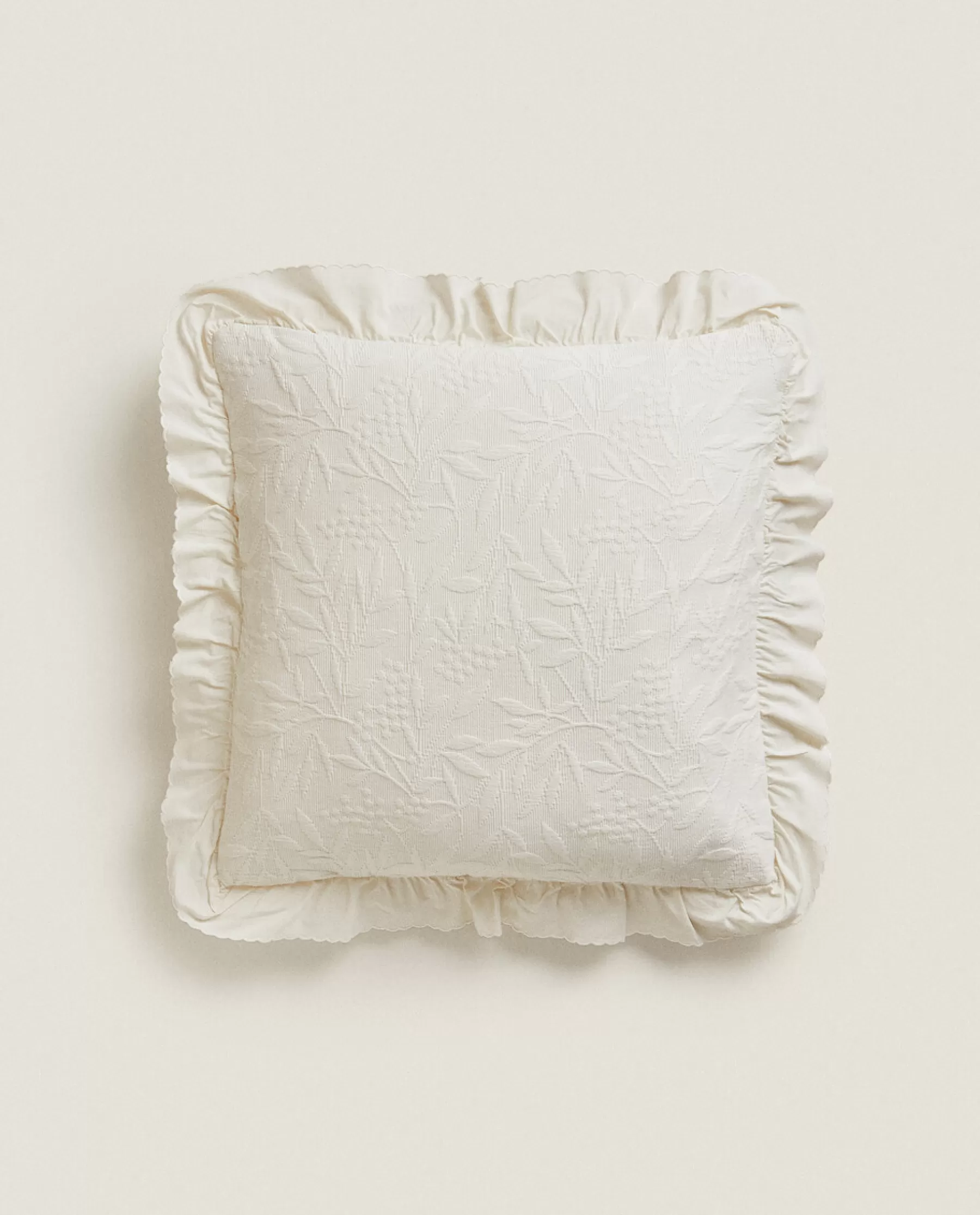 ZARA Home Ruffle Throw Pillow Cover | Bedspreads