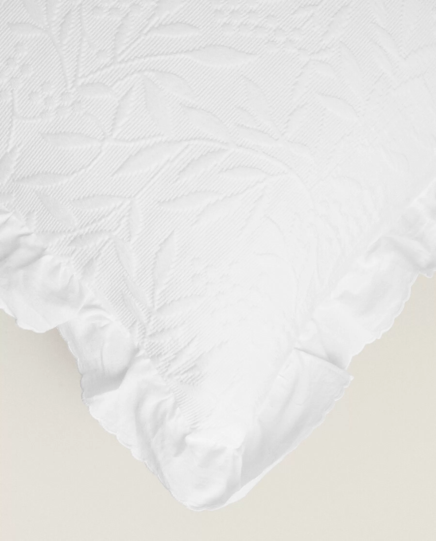 ZARA Home Ruffle Throw Pillow Cover | Bedspreads