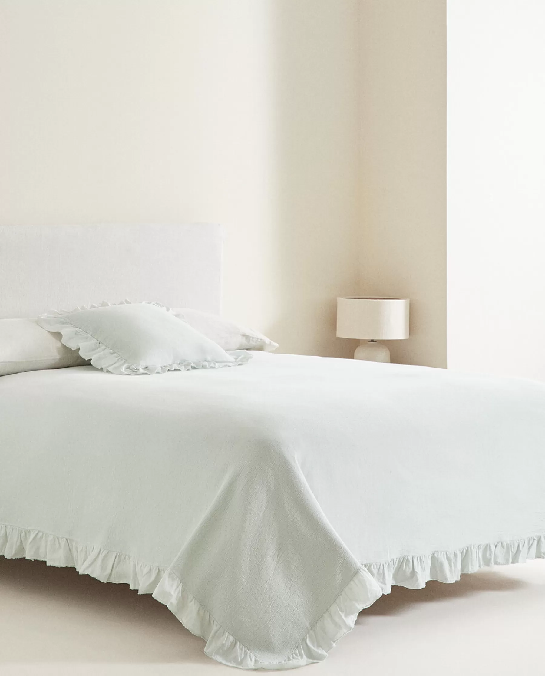 ZARA Home Ruffle Trim Bedspread | Bedspreads