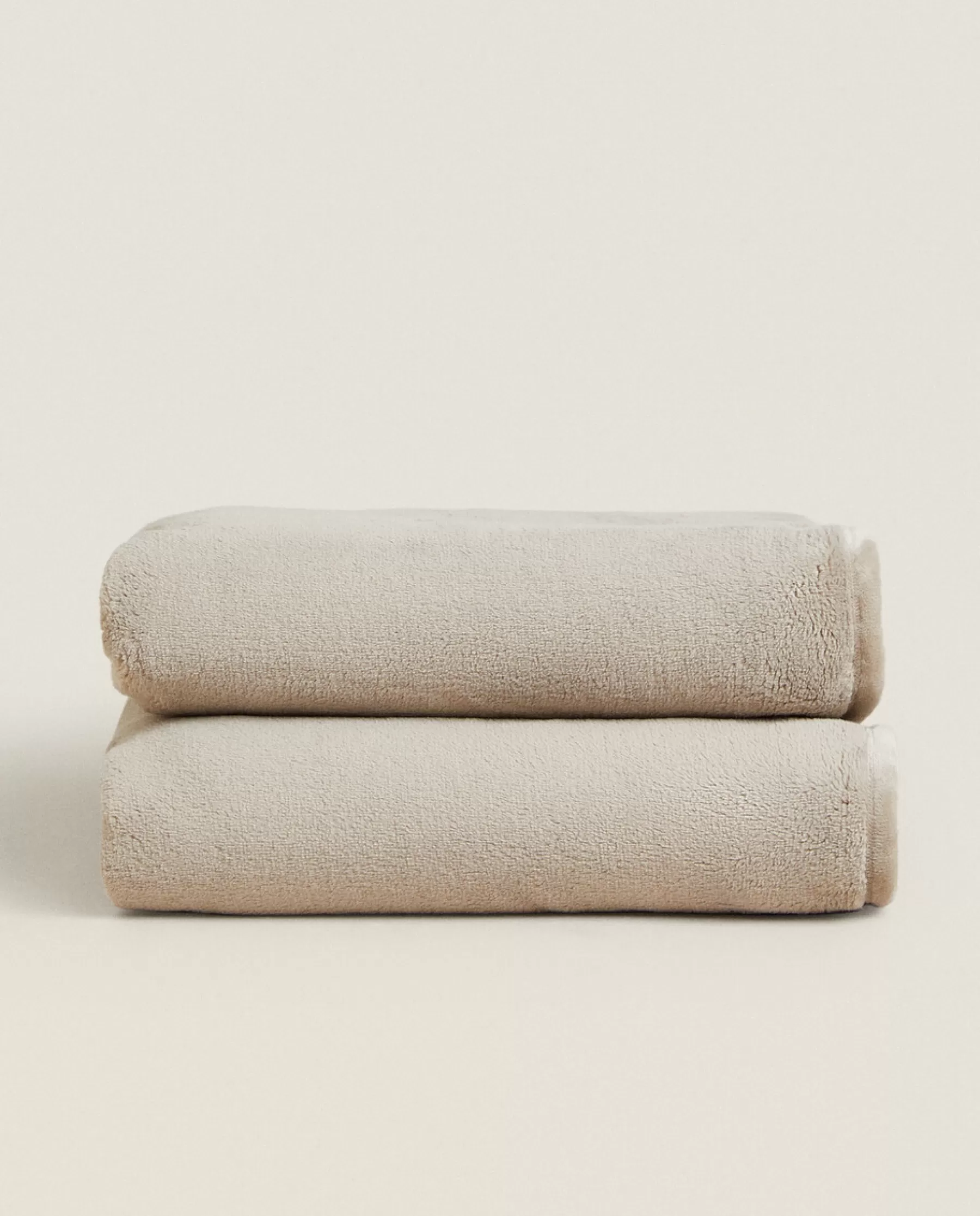 ZARA Home Short Faux Fur Blanket | Blankets