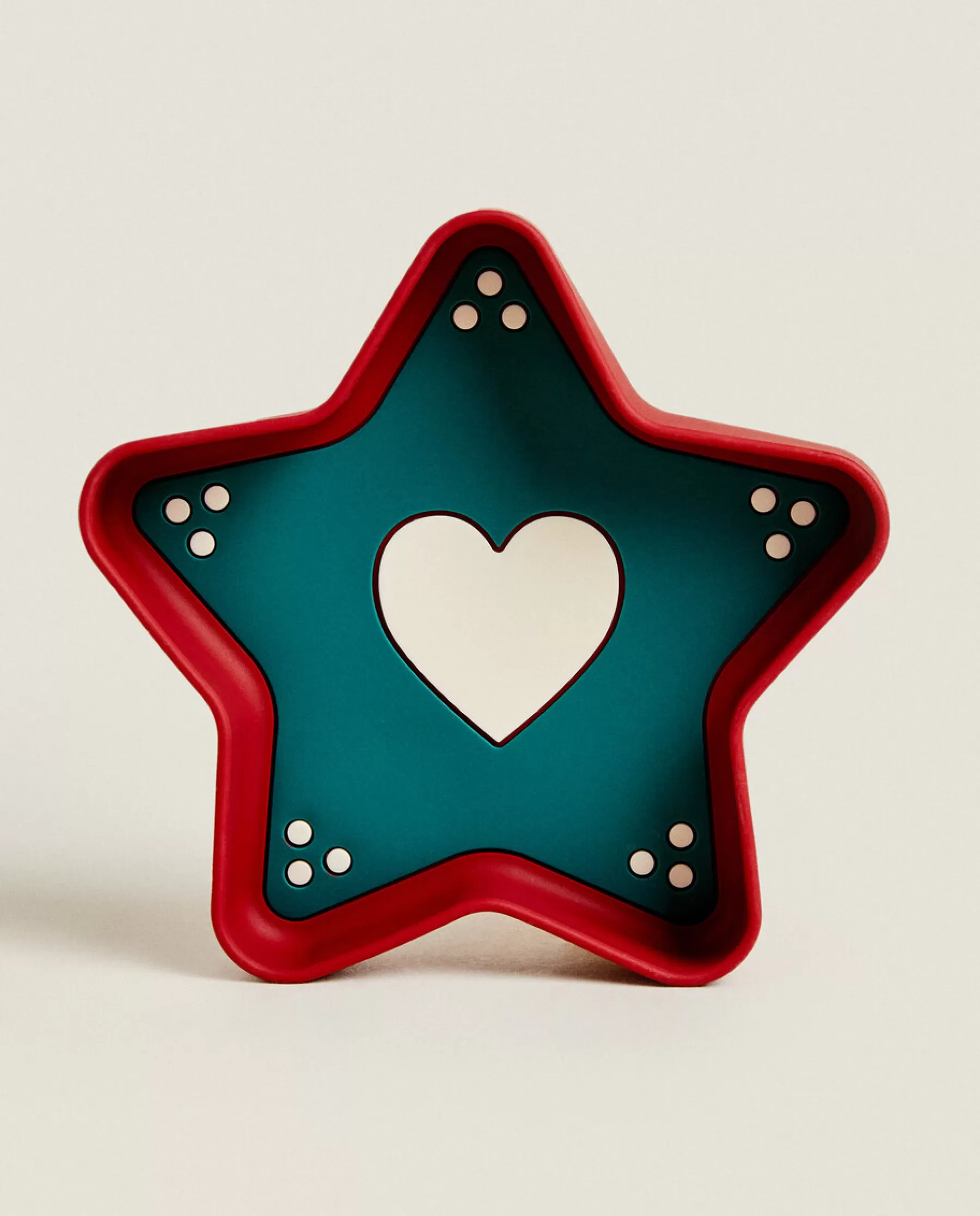 ZARA Home Silicone Christmas Star Plate | Kids