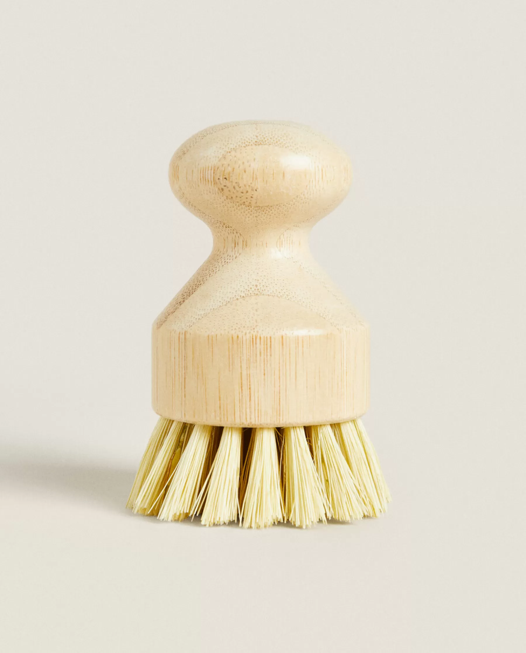 ZARA Home Small Wooden Brush | Cleaning