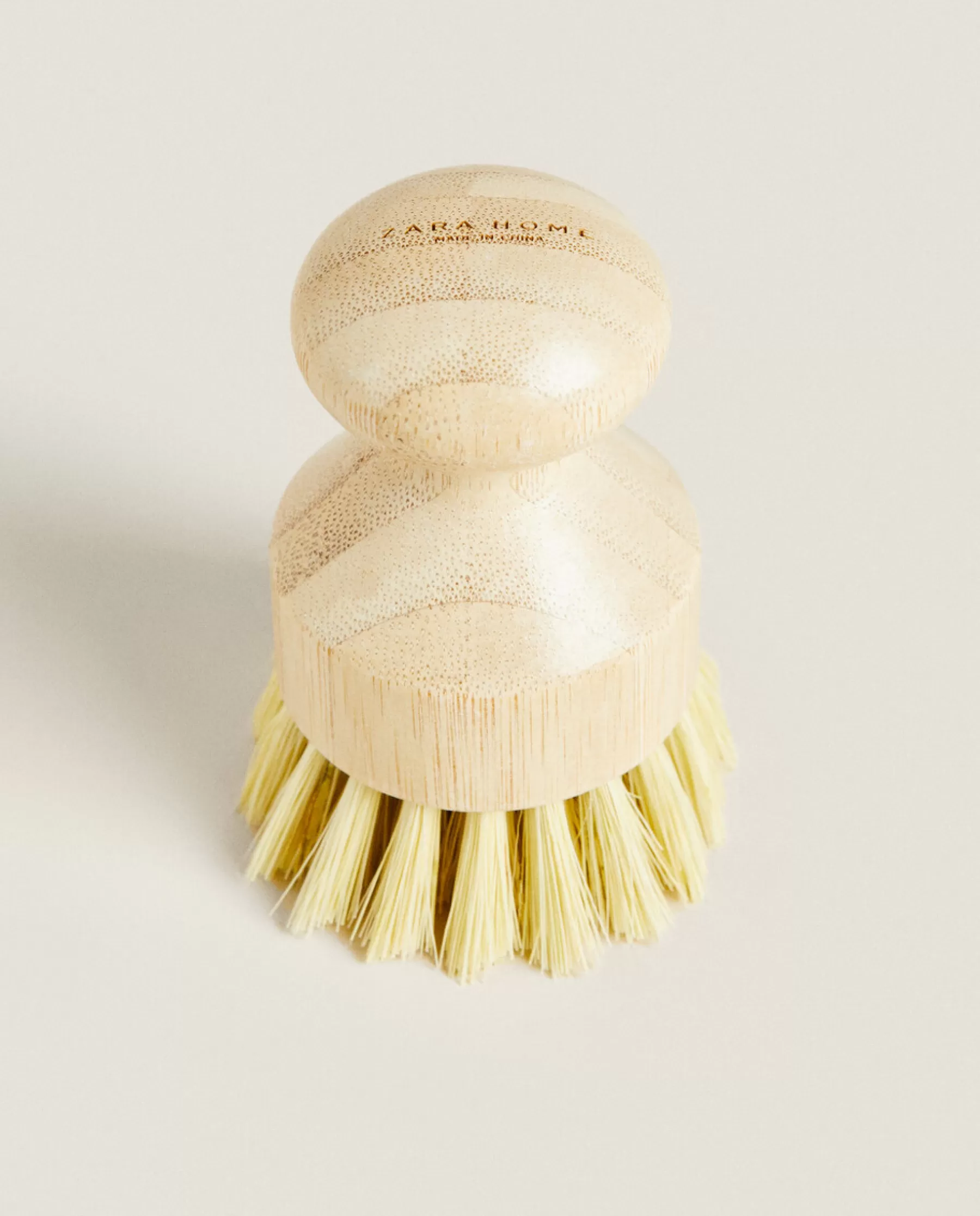 ZARA Home Small Wooden Brush | Cleaning