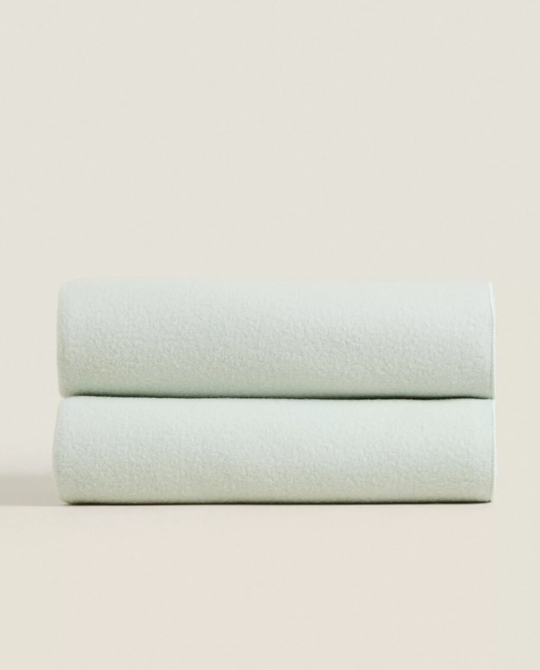 ZARA Home Solid Color Wool Blanket | Blankets