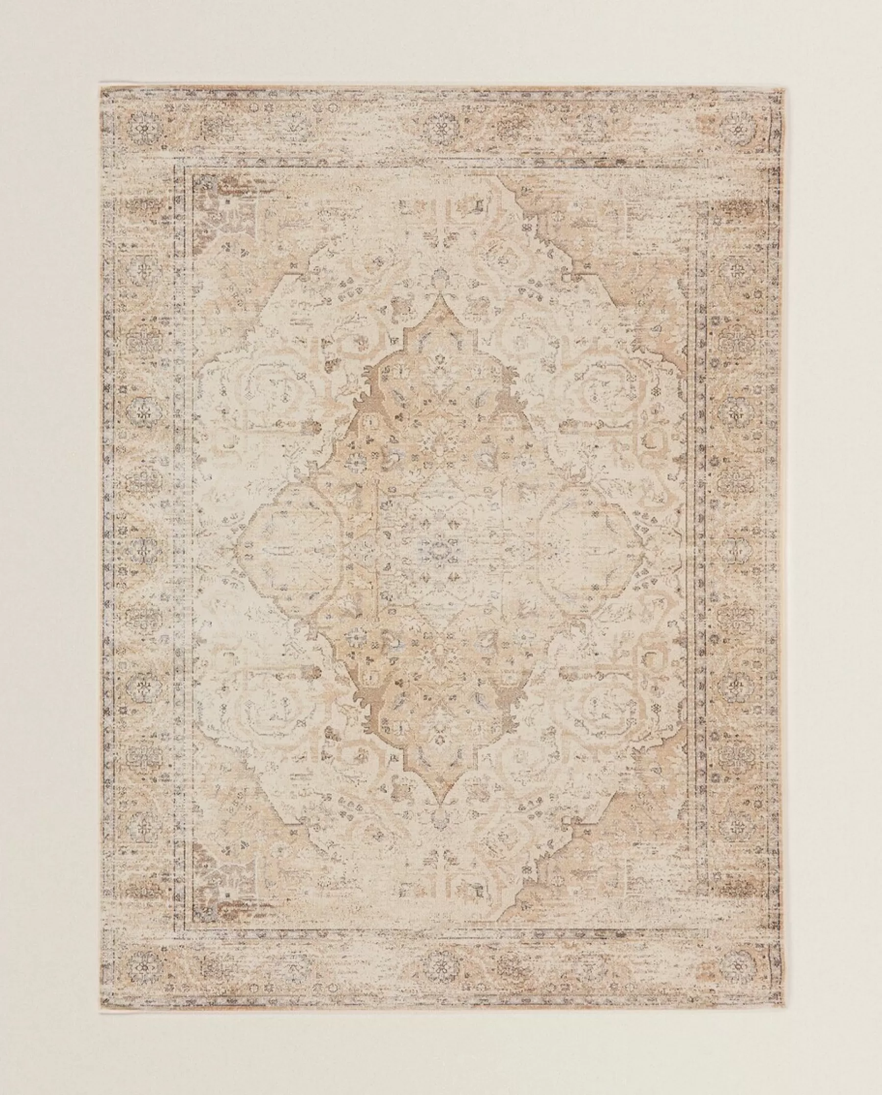 ZARA Home Vintage Style Rug | Vintage Design