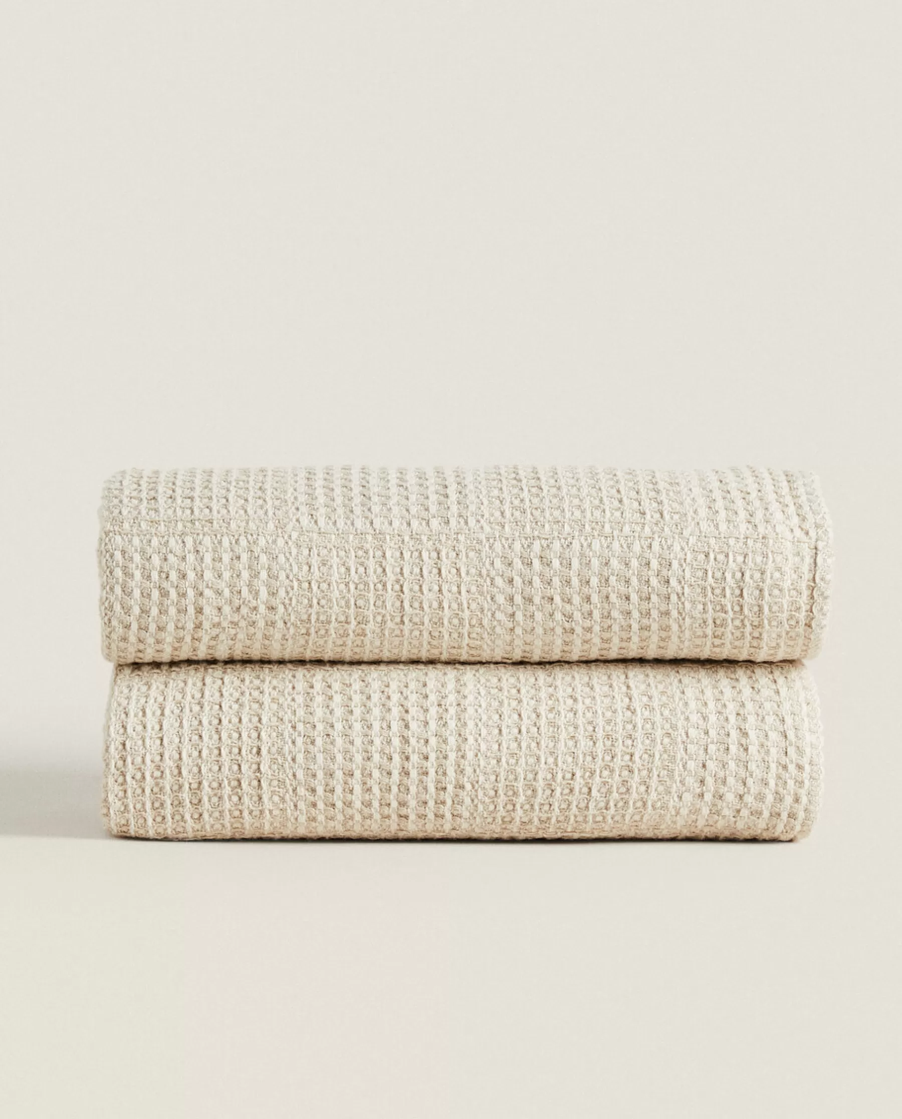 ZARA Home Waffle-Texture Blanket | Blankets