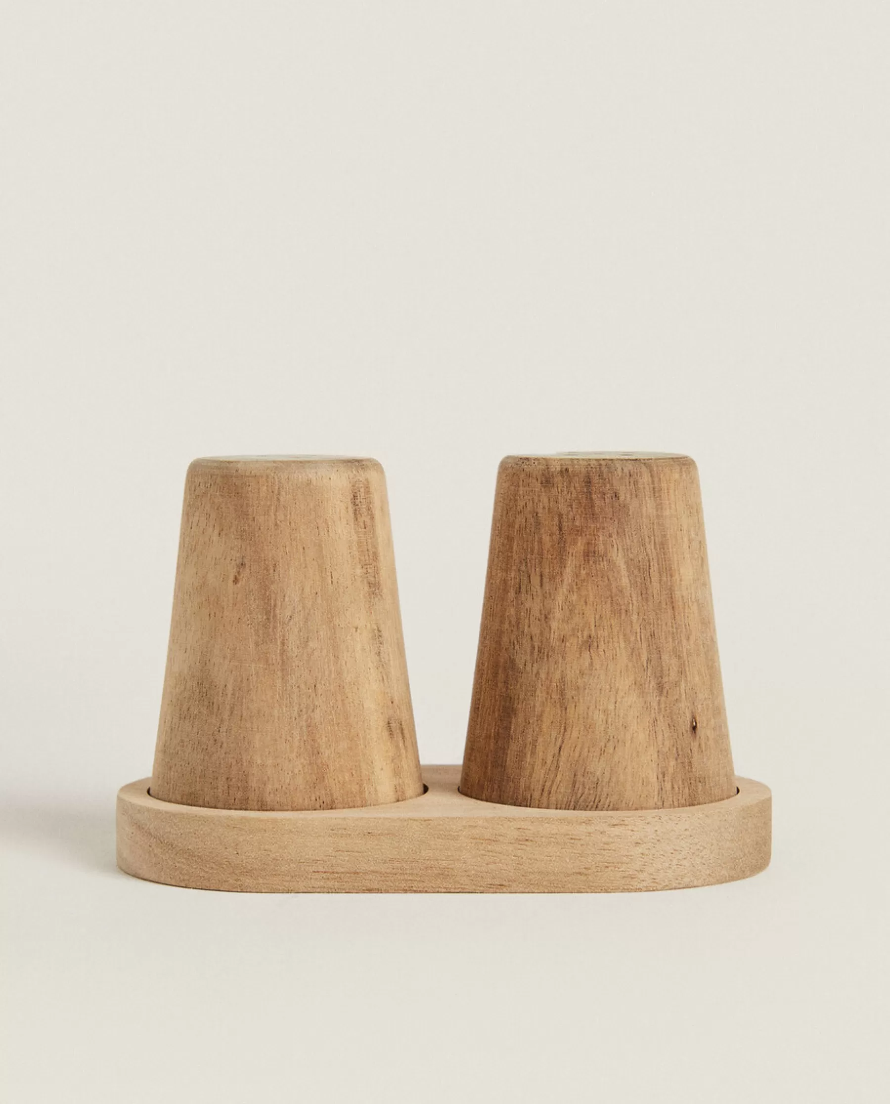 ZARA Home Wooden Salt And Pepper Shaker Set | Kitchen Accessories