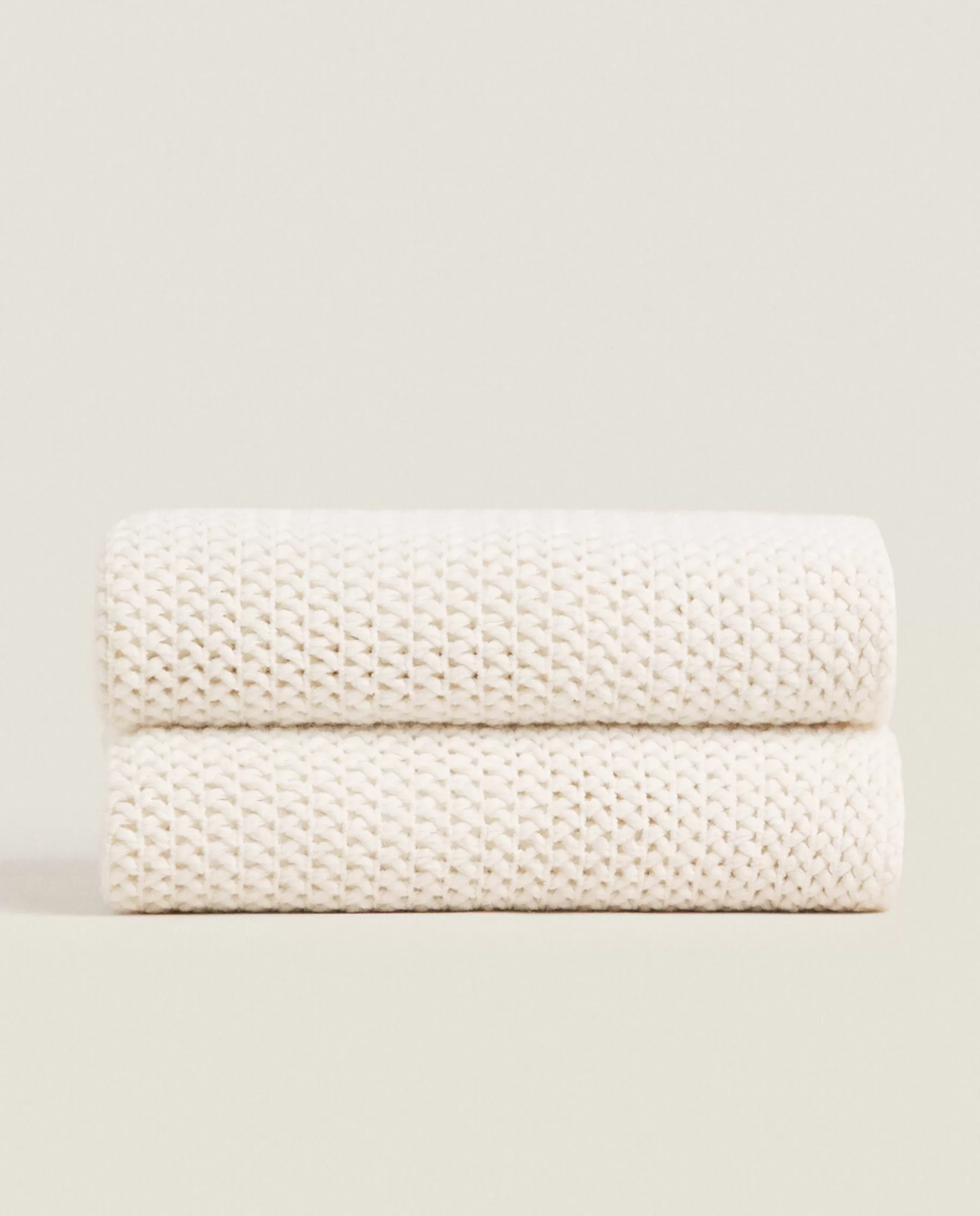 ZARA Home Woven Blanket With Fringing | Blankets